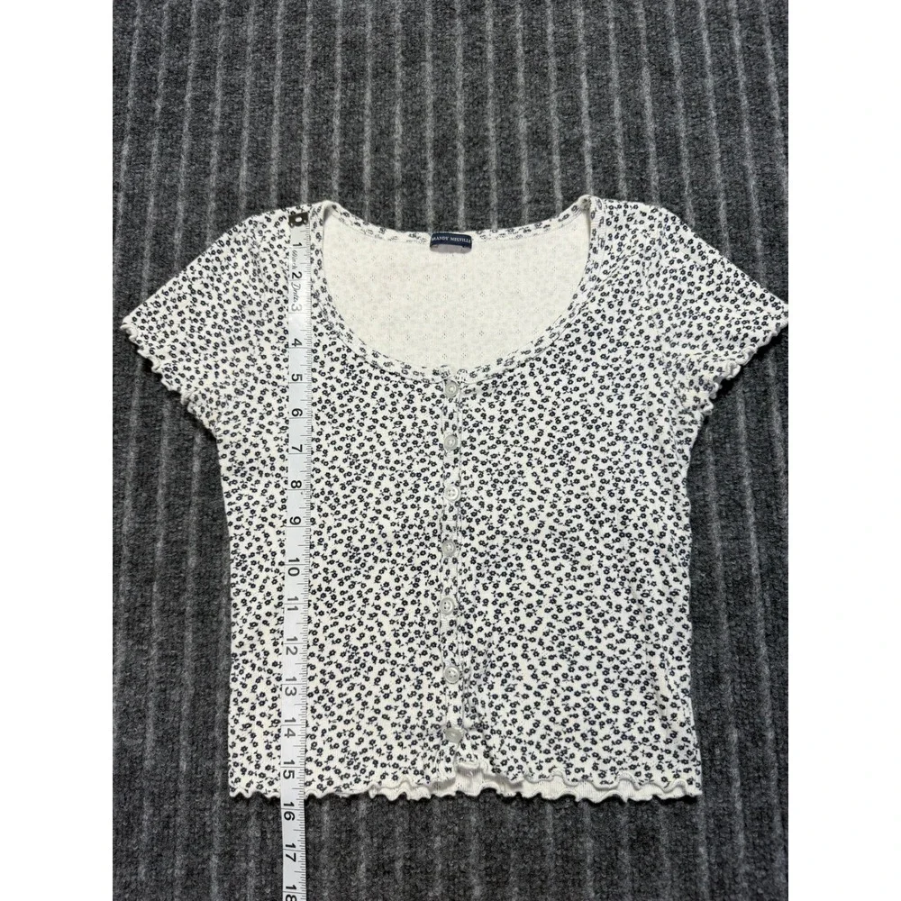 Brandy Melville Coquette Baby Tee XS Floral Dainty Casual‎ Y2K Summer